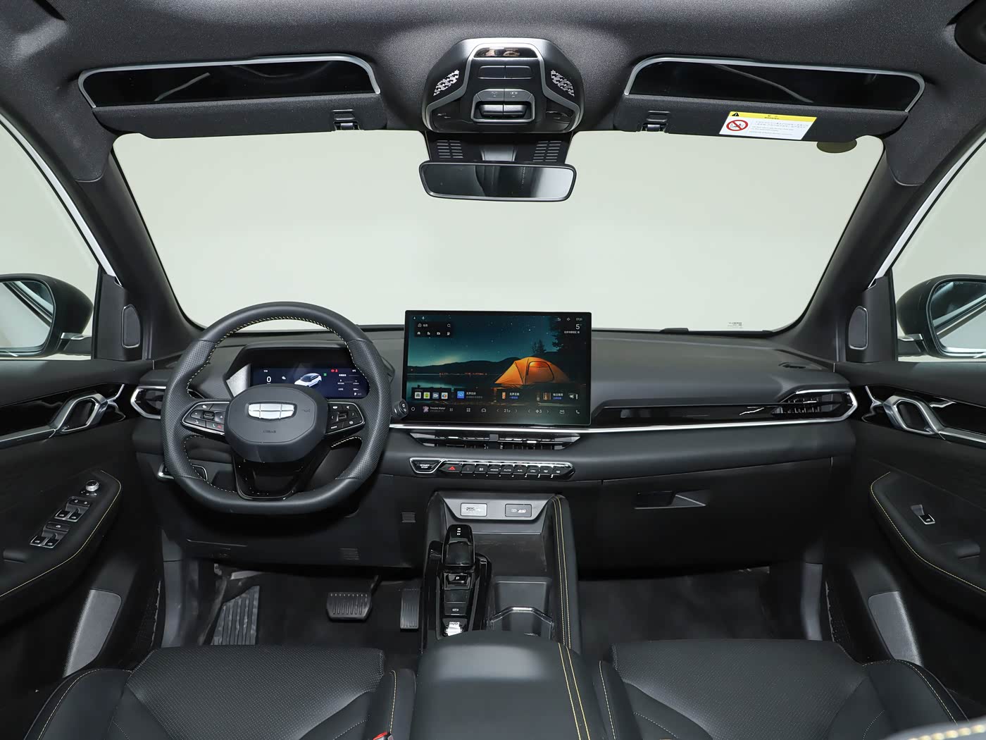 Geely Coolray 1.5TD DCT 2025